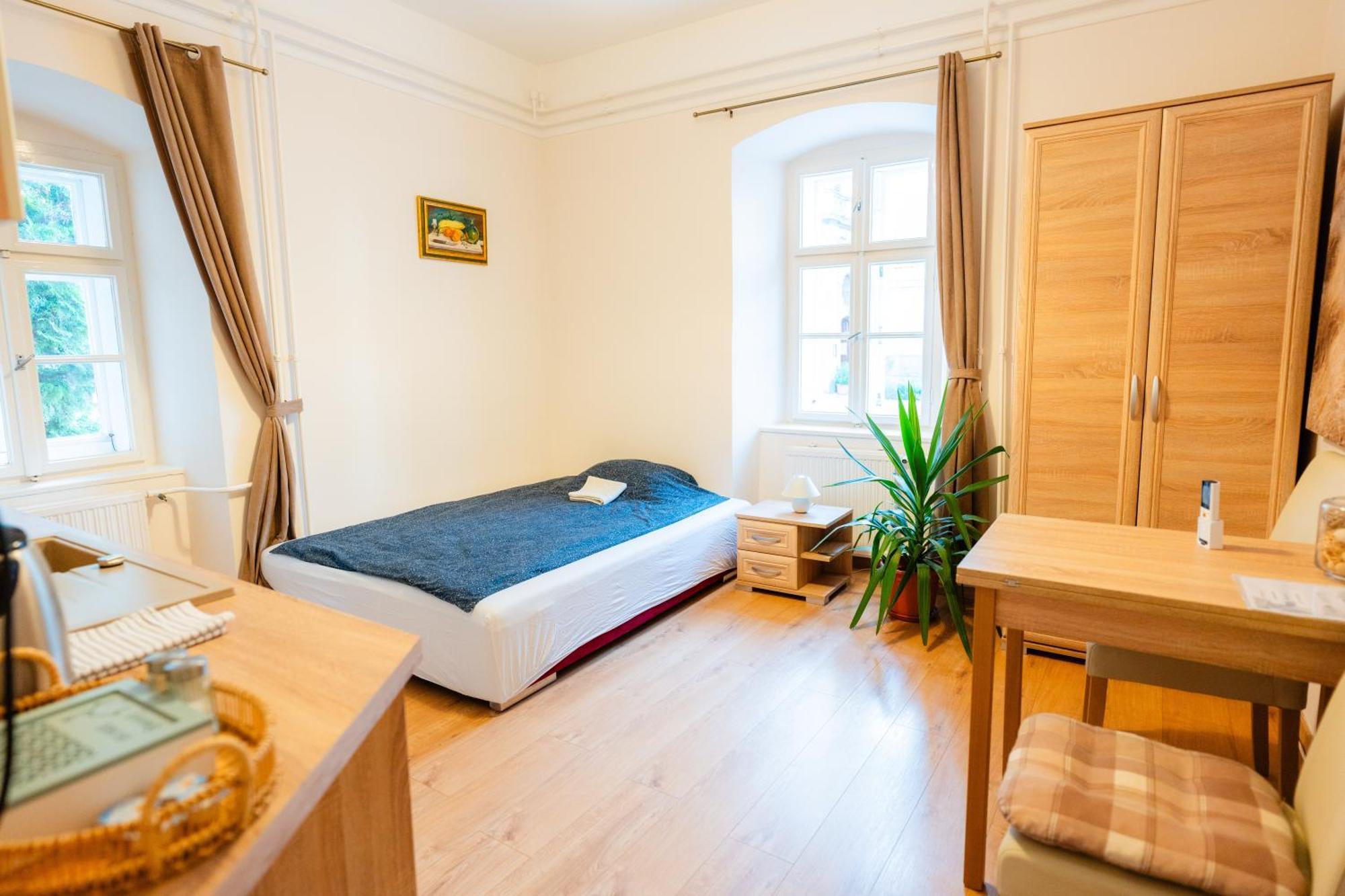 Carlone House Διαμέρισμα Έγκερ Εξωτερικό φωτογραφία